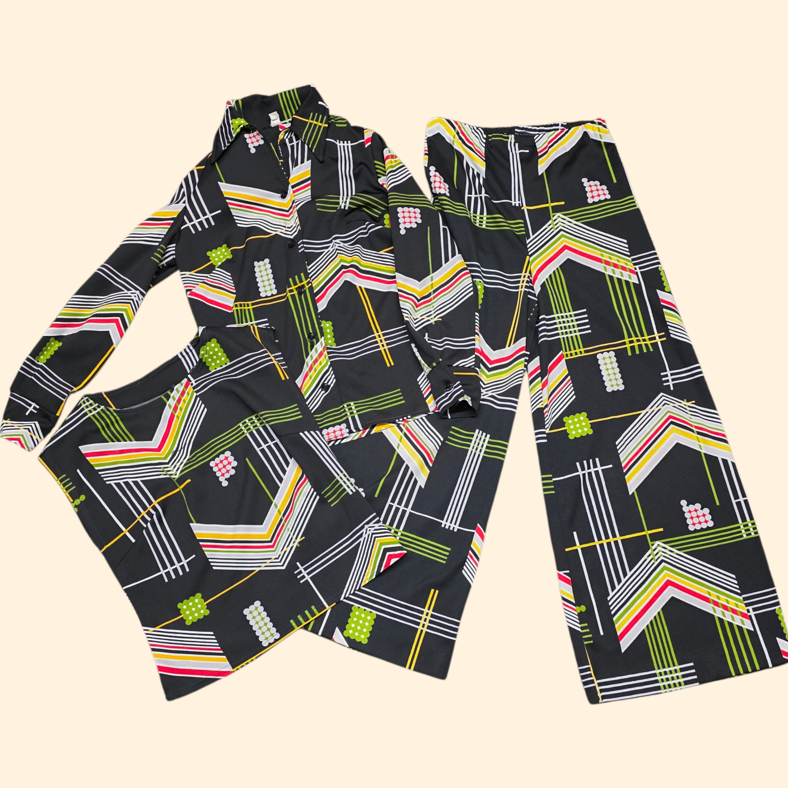 1960s 3 Piece Chevron Abstract Polyester Pantsuit ~ Medium ~ Set Black Dagger Collar