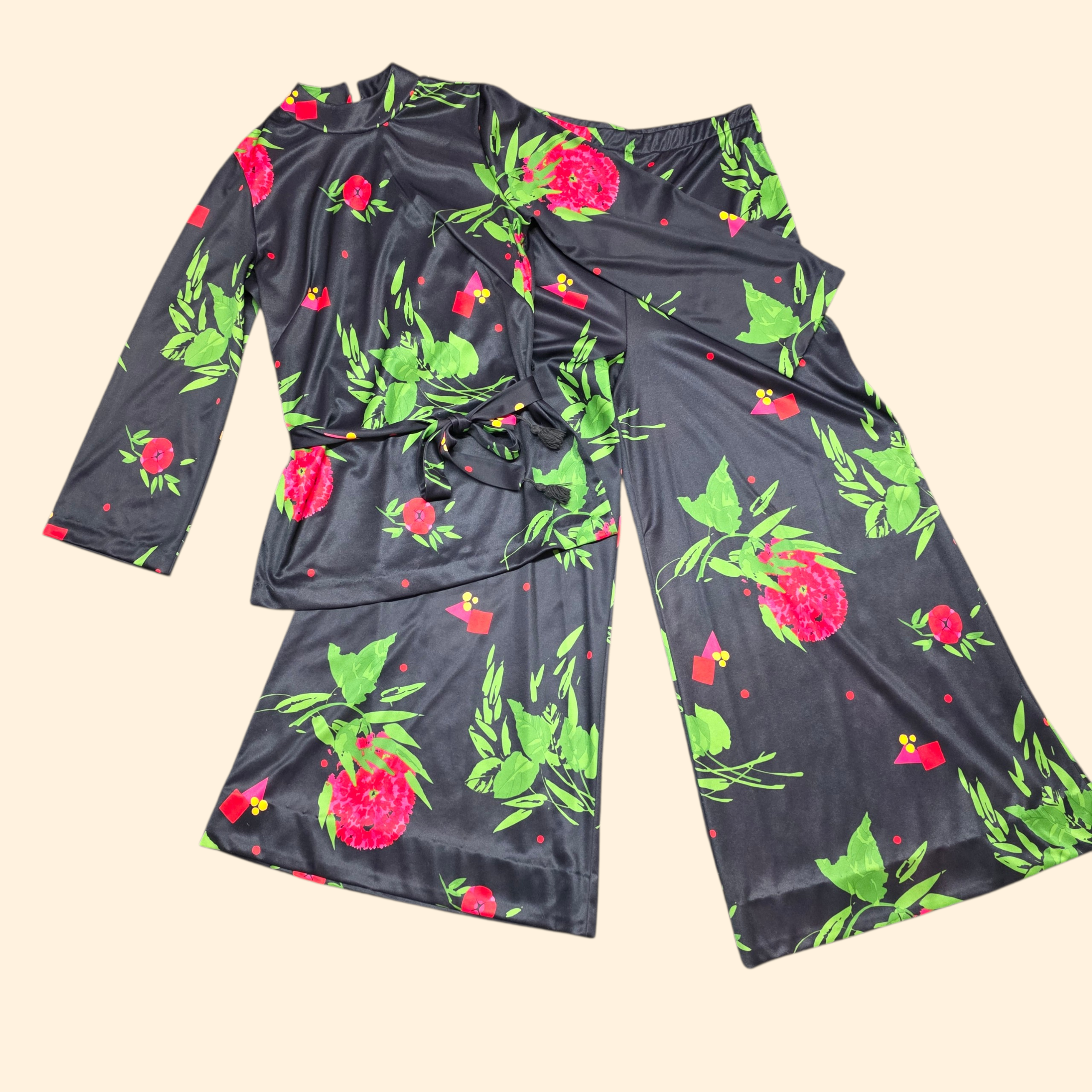 1960s Floral Polyester Palazzo Pants Tunic Set ~ Medium ~ Black Pink Red Green Mock Neck High Rise