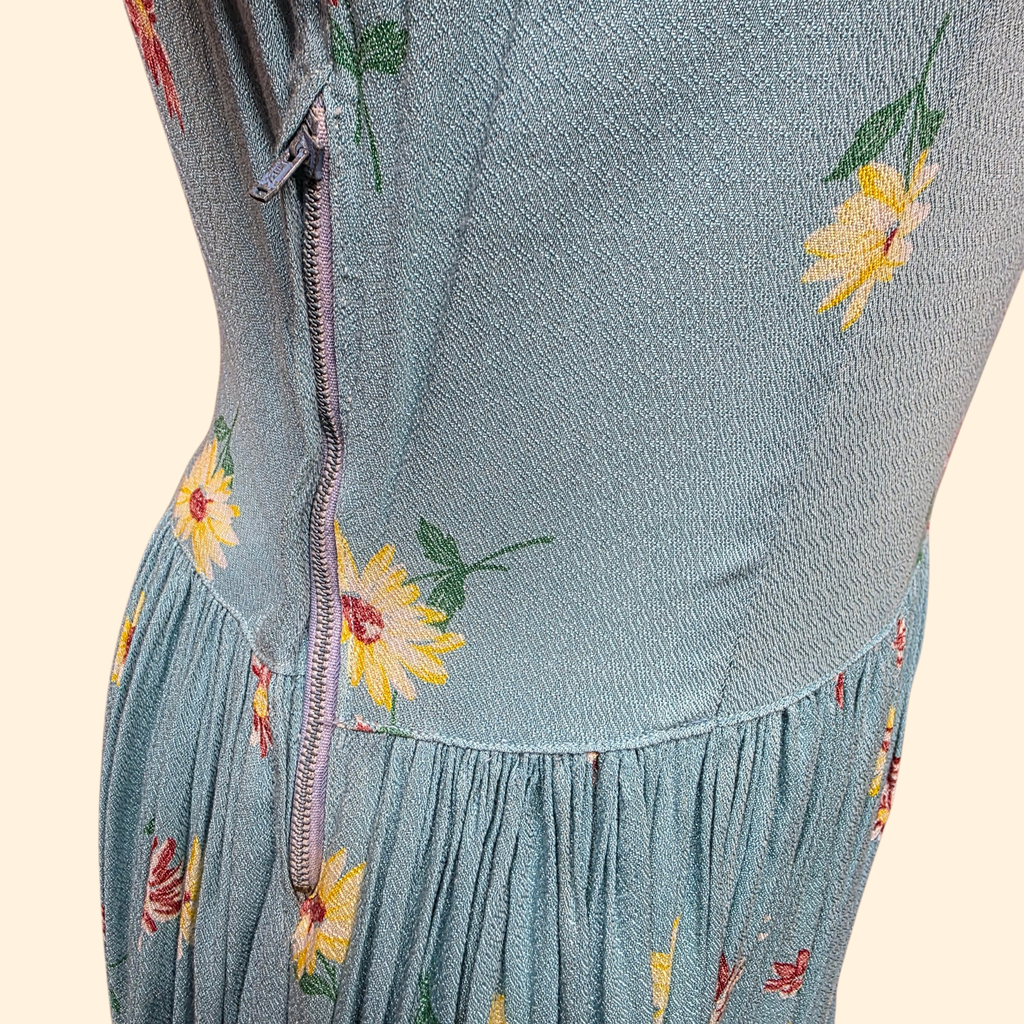 1940s Floral Print Maxi Dress ~ Extra Small ~ Blue Daisy Rayon Crepe