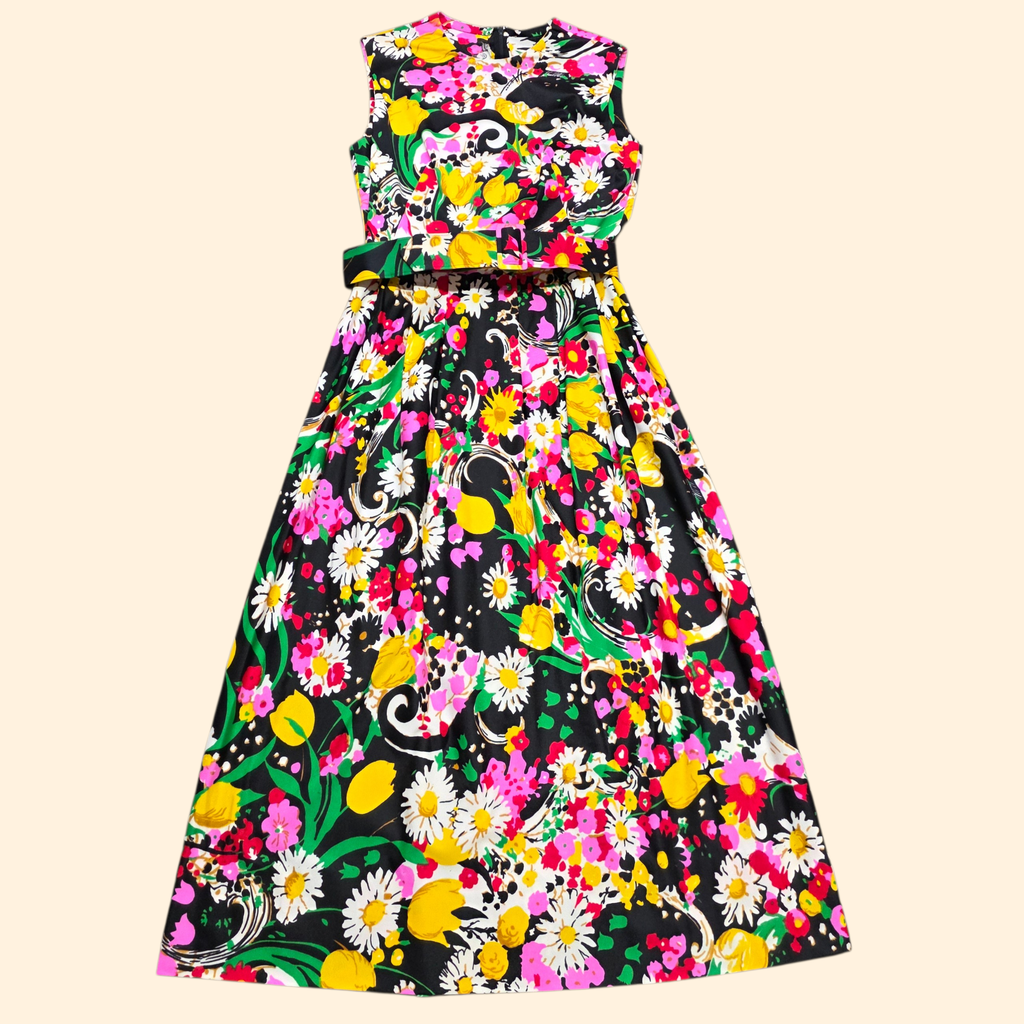 1960s Flower Power Sleeveless Maxi Dress ~ Small ~ Black Floral Daisy