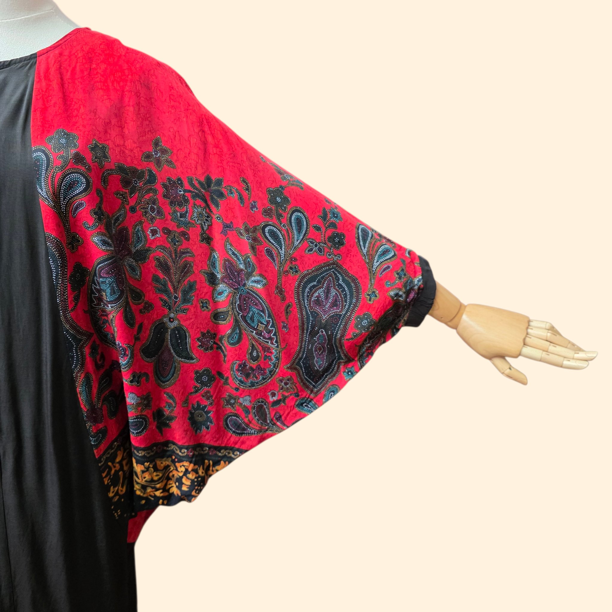 1990s Paisley Print Batwing Avant Garde Dress ~ Medium ~ Red Black