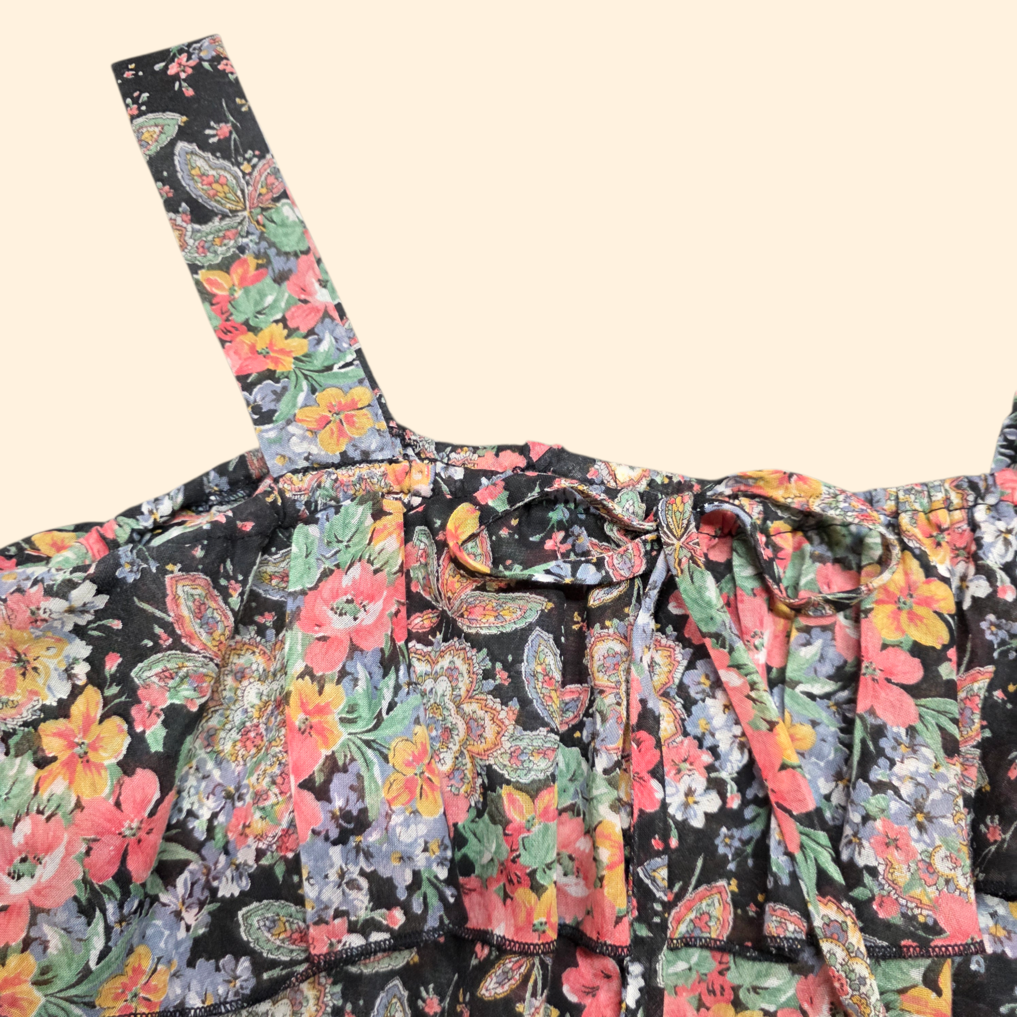 1970s Boho Floral Cropped Tank Top ~ Medium ~ Ruffle Black Pastel