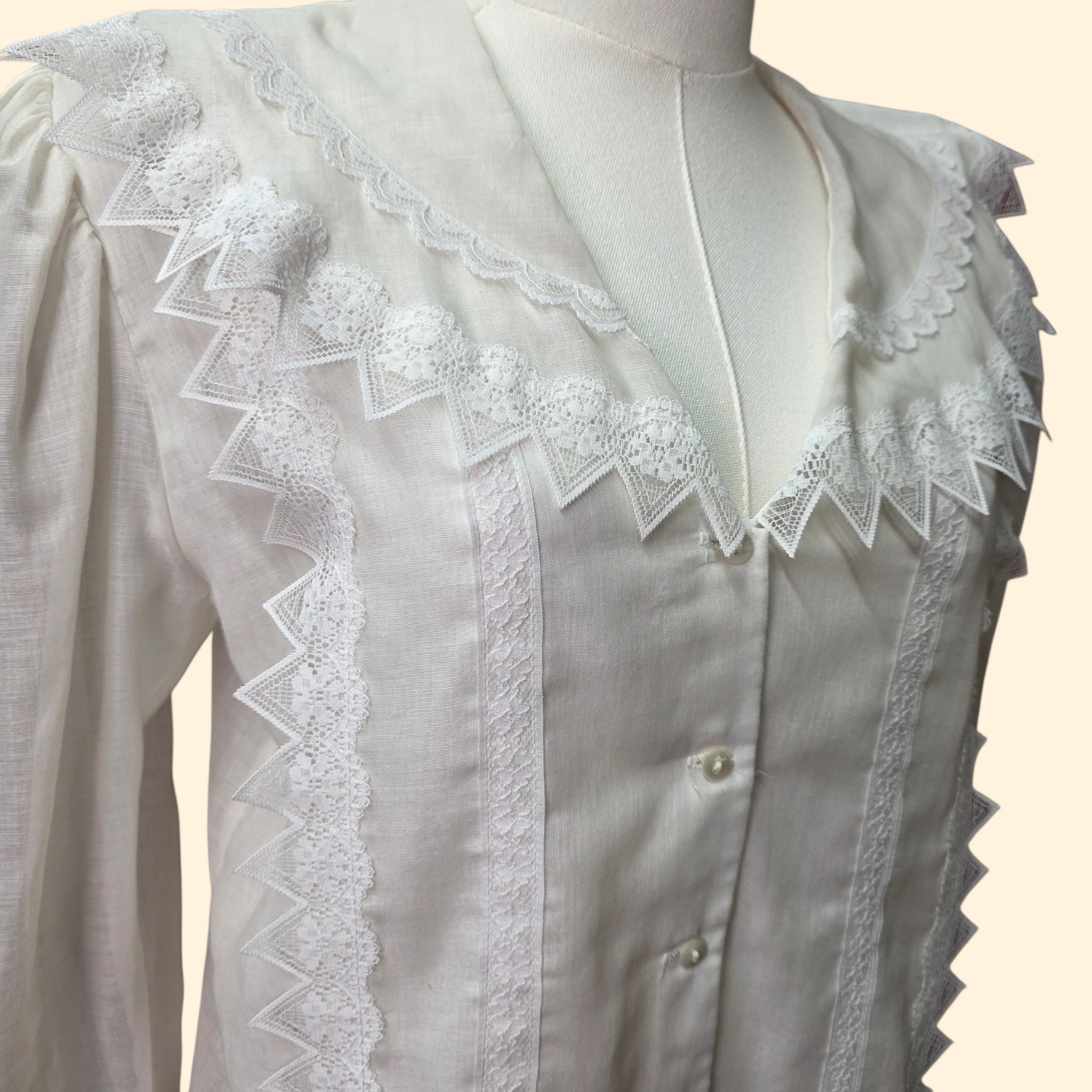 1980s Gunne Sax Victorian Style Ivory Lace Trim Blouse ~ Large