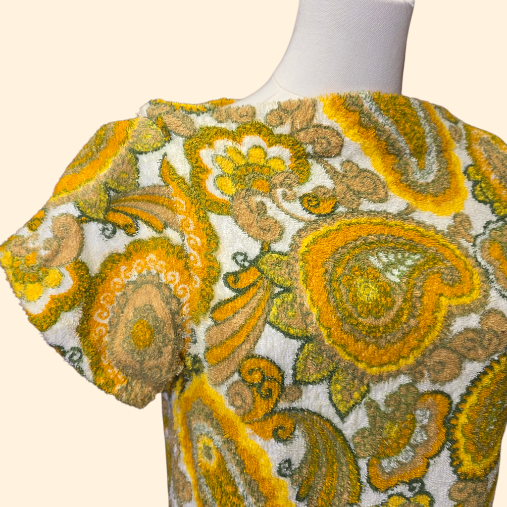 1960s Paisley Towel Shirt ~ Small