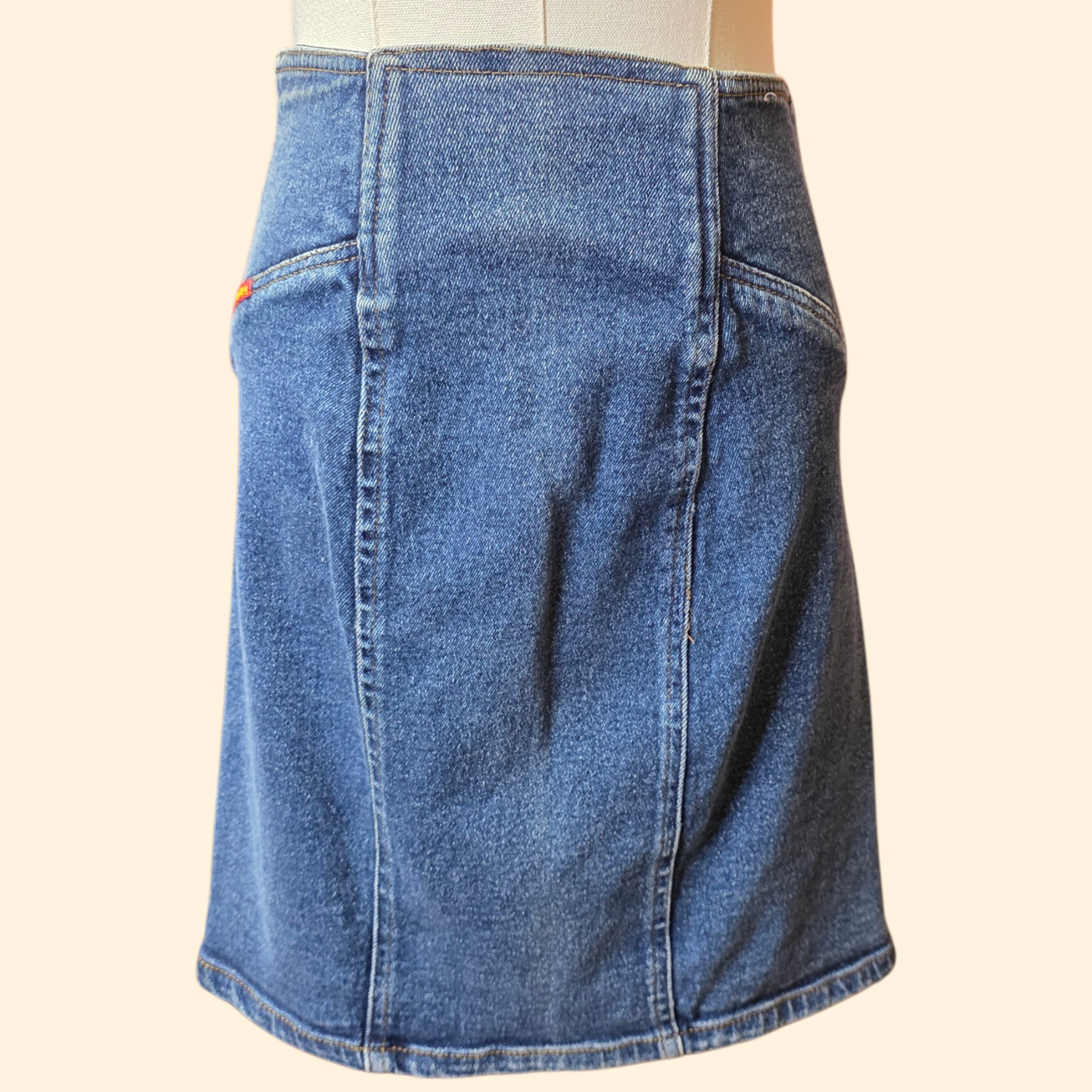 1990s Jordache Body Con Jean Skirt ~ Small ~ Denim