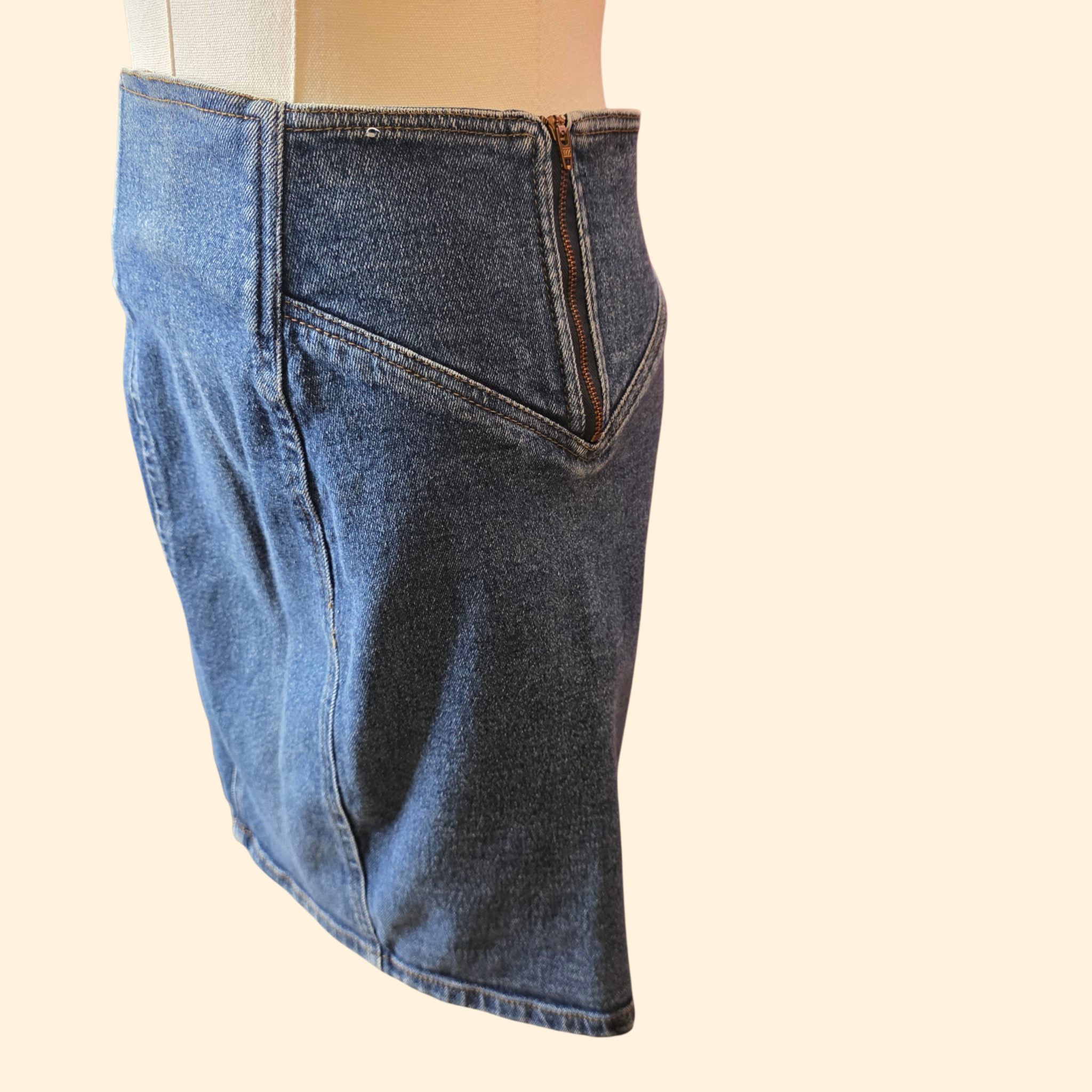 1990s Jordache Body Con Jean Skirt ~ Small ~ Denim