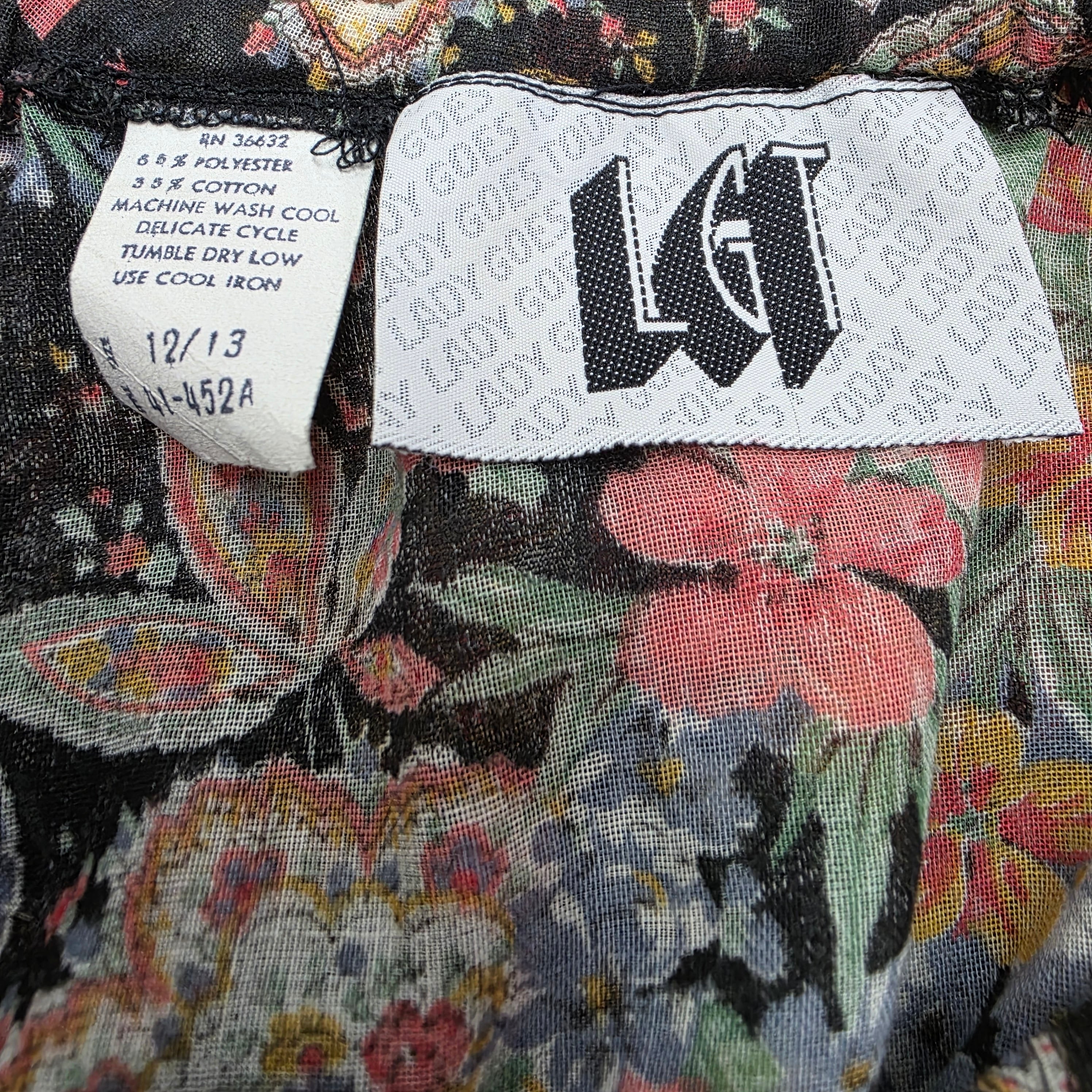 1970s Boho Floral Cropped Tank Top ~ Medium ~ Ruffle Black Pastel
