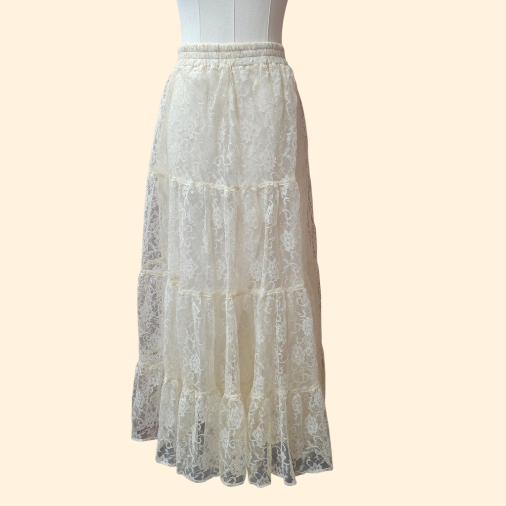1980s Ivory Tiered Lace Western Maxi Skirt ~ Large ~ Boho