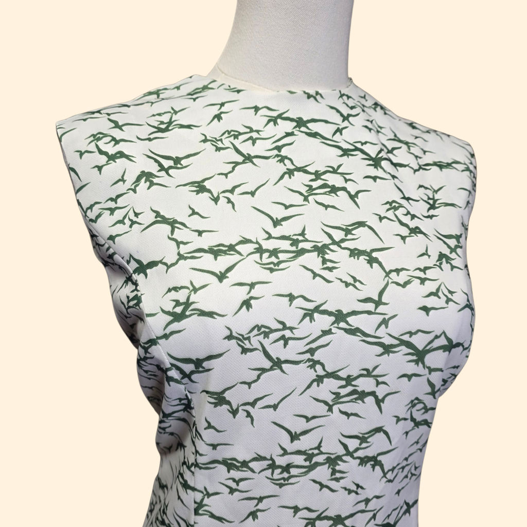 1960s Novelty Bird Print Polyester Shell Tank Top ~ Large ~ Sleeveless Green White