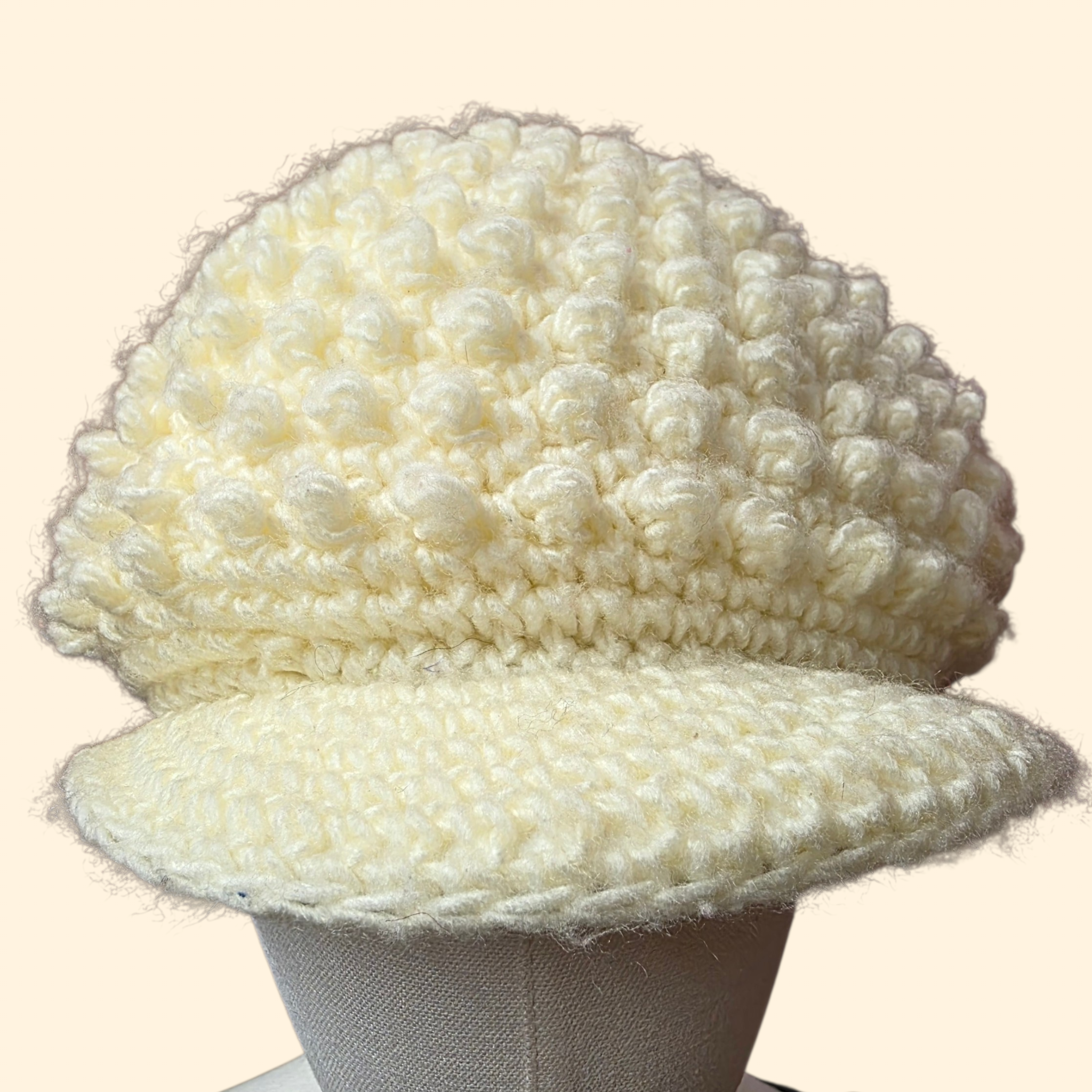 1970s Cream Popcorn Crochet Newsboy Hat ~ Knit Tam