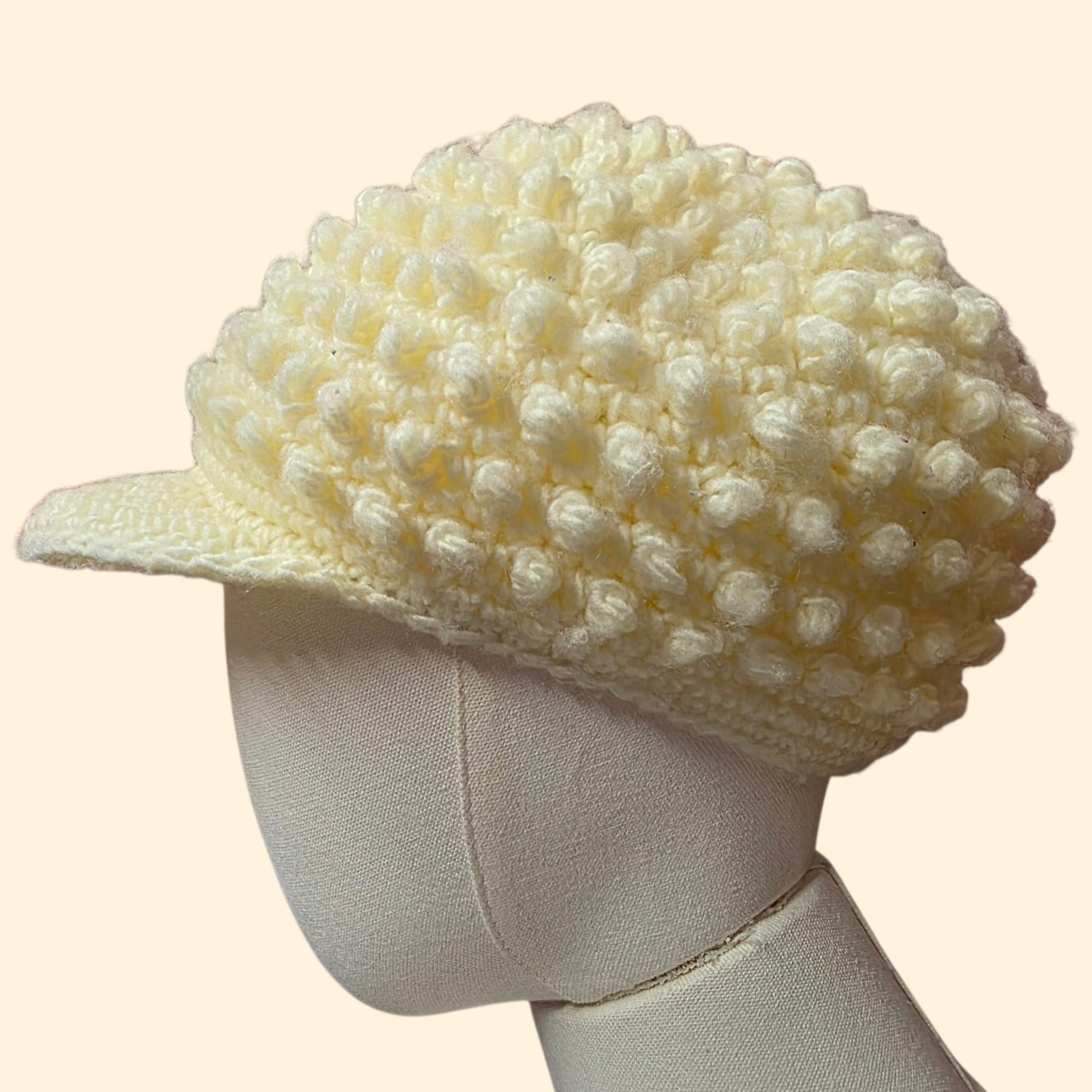 1970s Cream Popcorn Crochet Newsboy Hat ~ Knit Tam