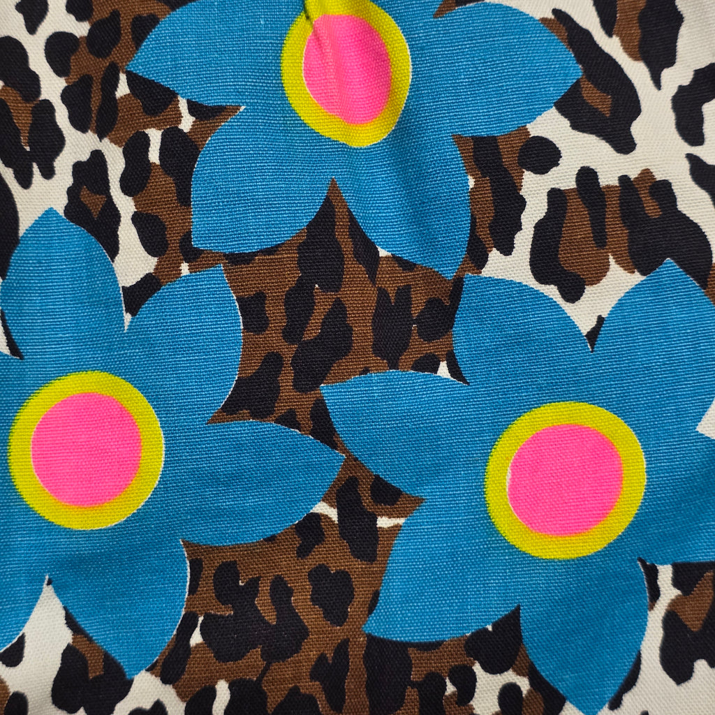 1960s High Rise Flower Power Leopard Print Shorts ~ Extra Small / Small