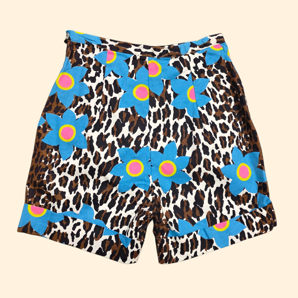 1960s High Rise Flower Power Leopard Print Shorts ~ Extra Small / Small
