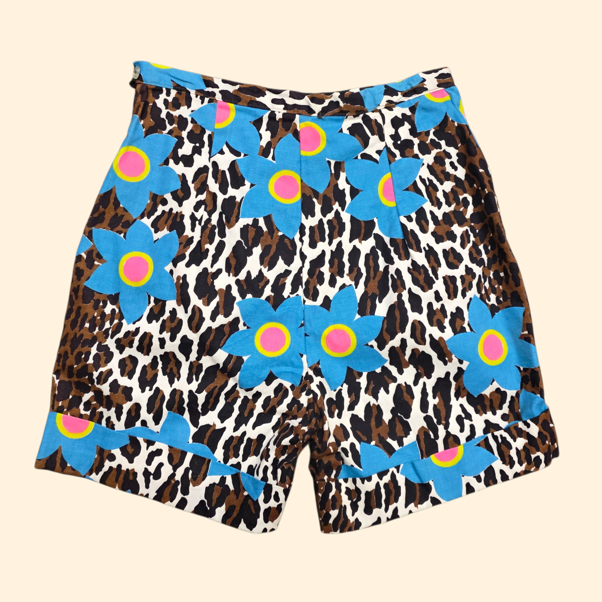 1960s High Rise Flower Power Leopard Print Shorts ~ Extra Small / Small