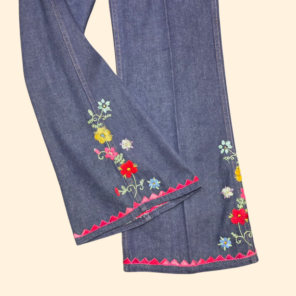 1970s Floral Embroidered Bell Bottom Jeans ~ Medium ~ High Rise Flare Bareback