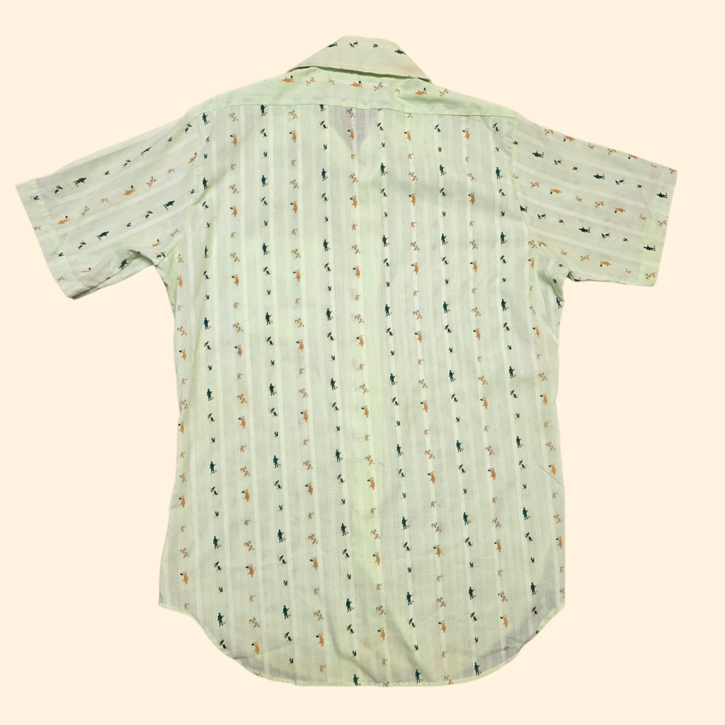 1970s Hunting Novelty Print Button Down Shirt ~ Medium ~ Sage Green Short Sleeve Men's