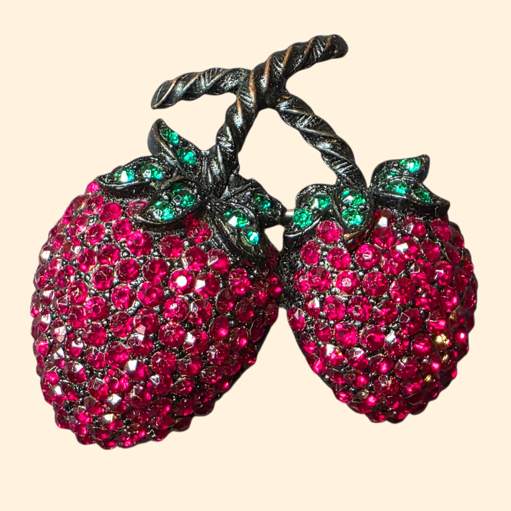 1960s Weiss Strawberry Rhinestone Brooch and Clip On Earrings Set