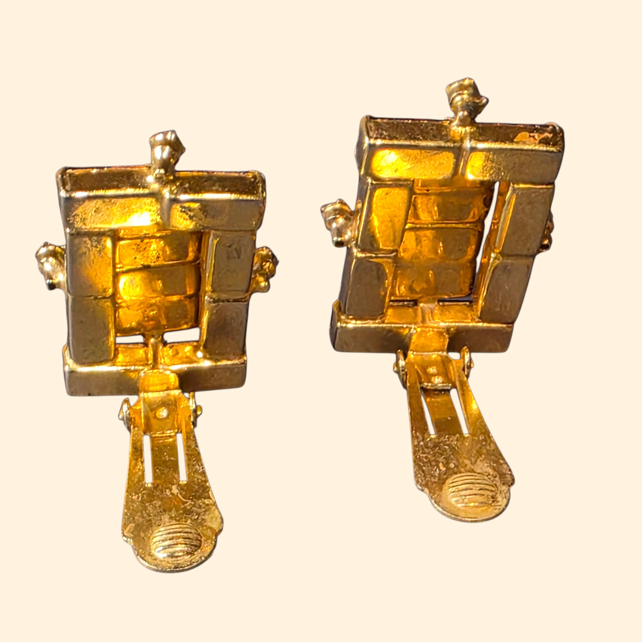1950s Weiss Brooch and Clip On Earring Set ~ Topaz Rhinestones