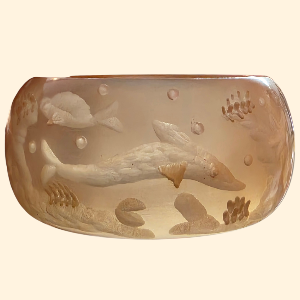 1960s Ocean Theme Reverse Carved Chunky Lucite Bangle