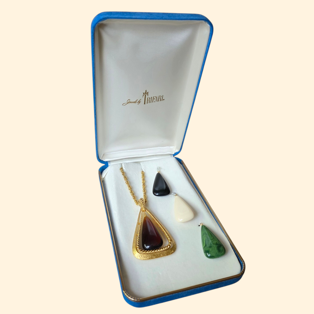 1960s Trifari Interchangeable Teardrop Necklace in Original Box