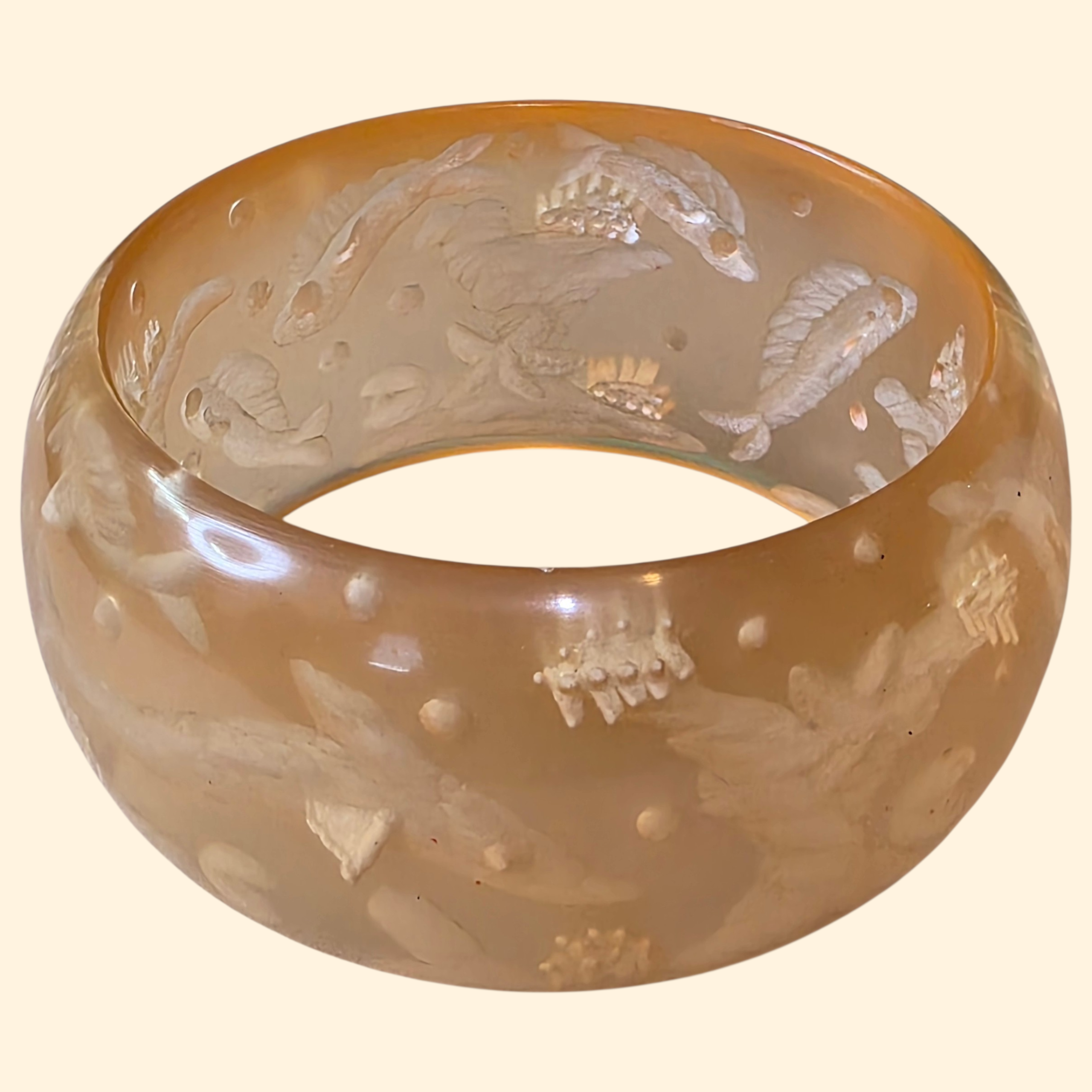1960s Ocean Theme Reverse Carved Chunky Lucite Bangle