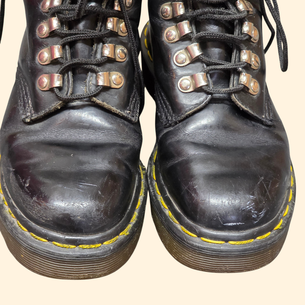 1990s Doc Marten 1460 8 Eyelet Black Leather Boots ~ US Women's 5.5 / 6 ~ Combat D Ring Lace Up