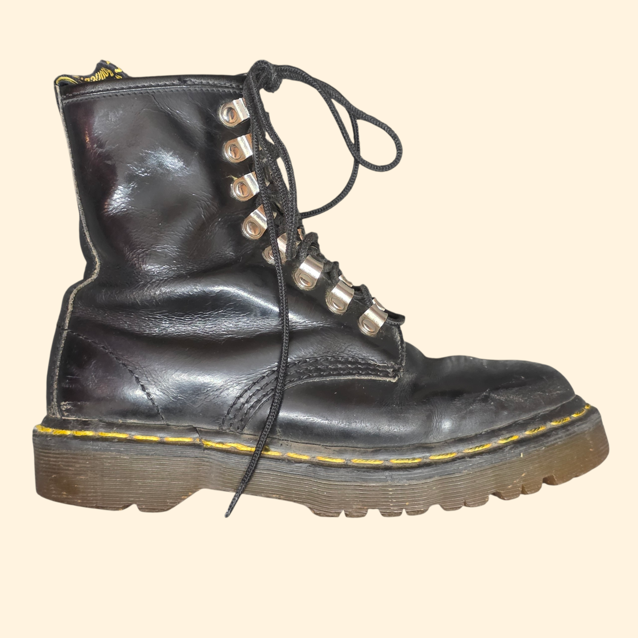 1990s Doc Marten 1460 8 Eyelet Black Leather Boots ~ US Women's 5.5 / 6 ~ Combat D Ring Lace Up