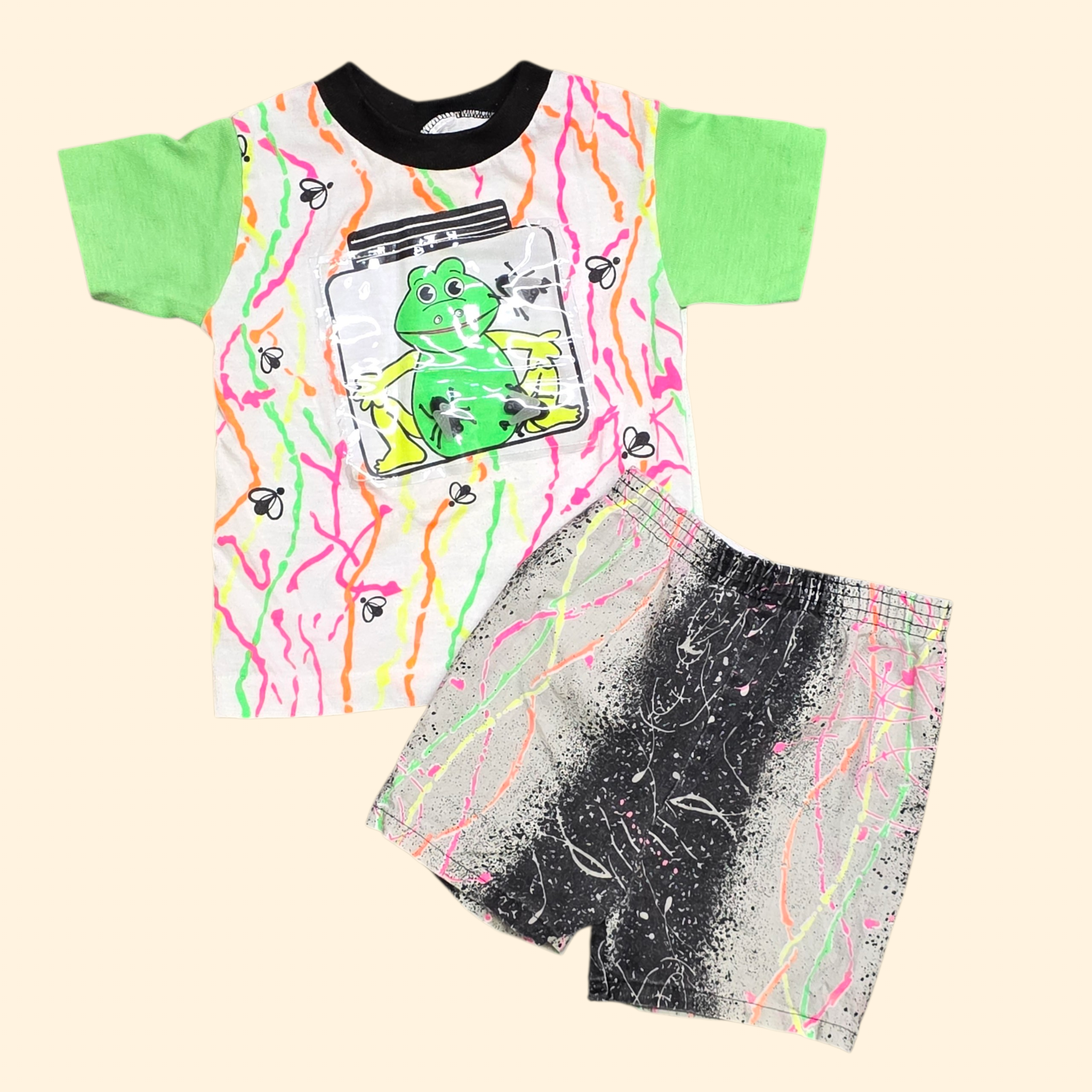 1980s Frog and Flies Paint Splatter Shorts and T Shirt Set ~ 3T ~ Neon Novelty