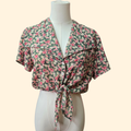 1990s Cropped Tie Front Floral Button Down Shirt ~ Small ~ Bonjour Rose Print Short Sleeve