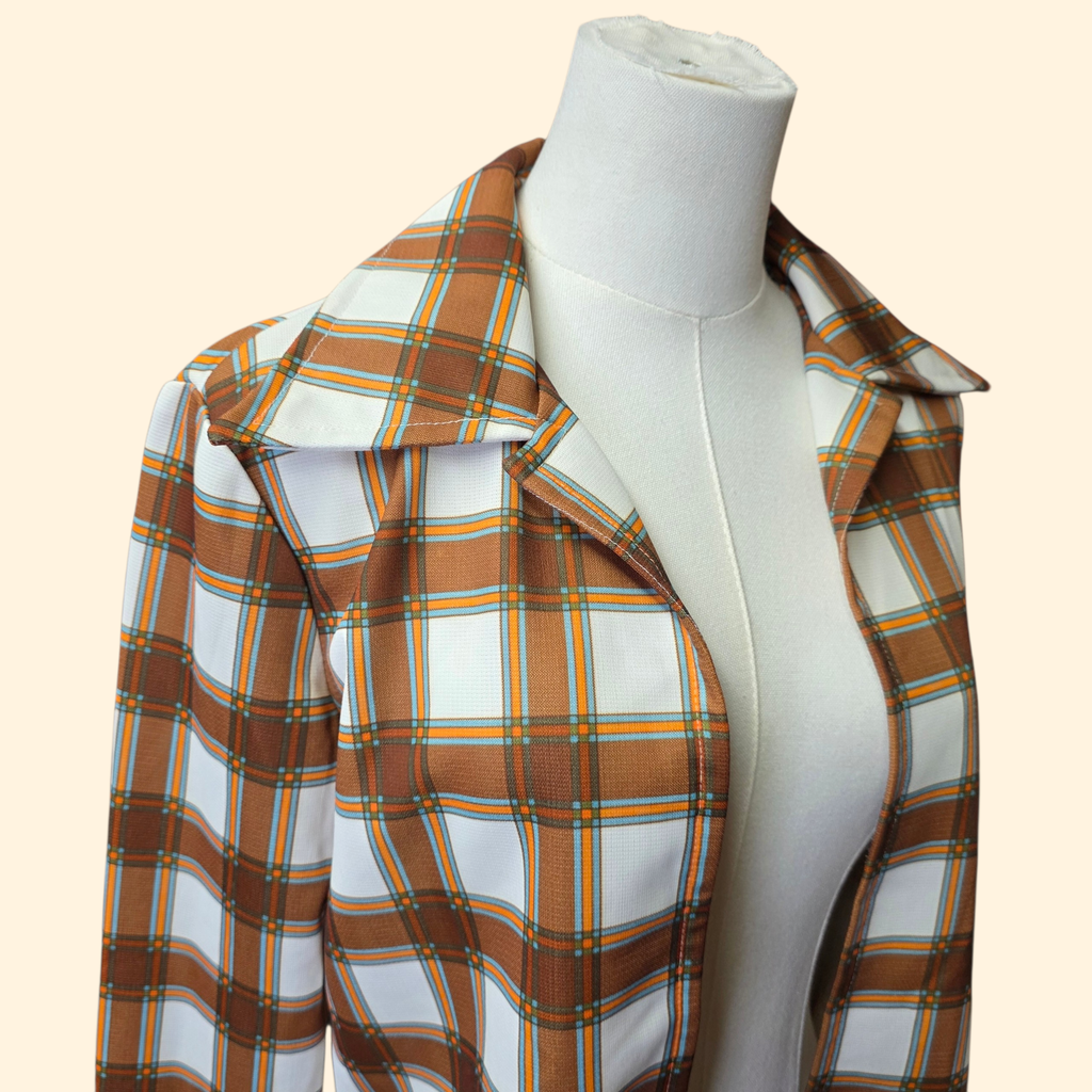 1960s Brown Plaid Buttonless Dagger Collar Shirt ~ Medium ~ Blazer