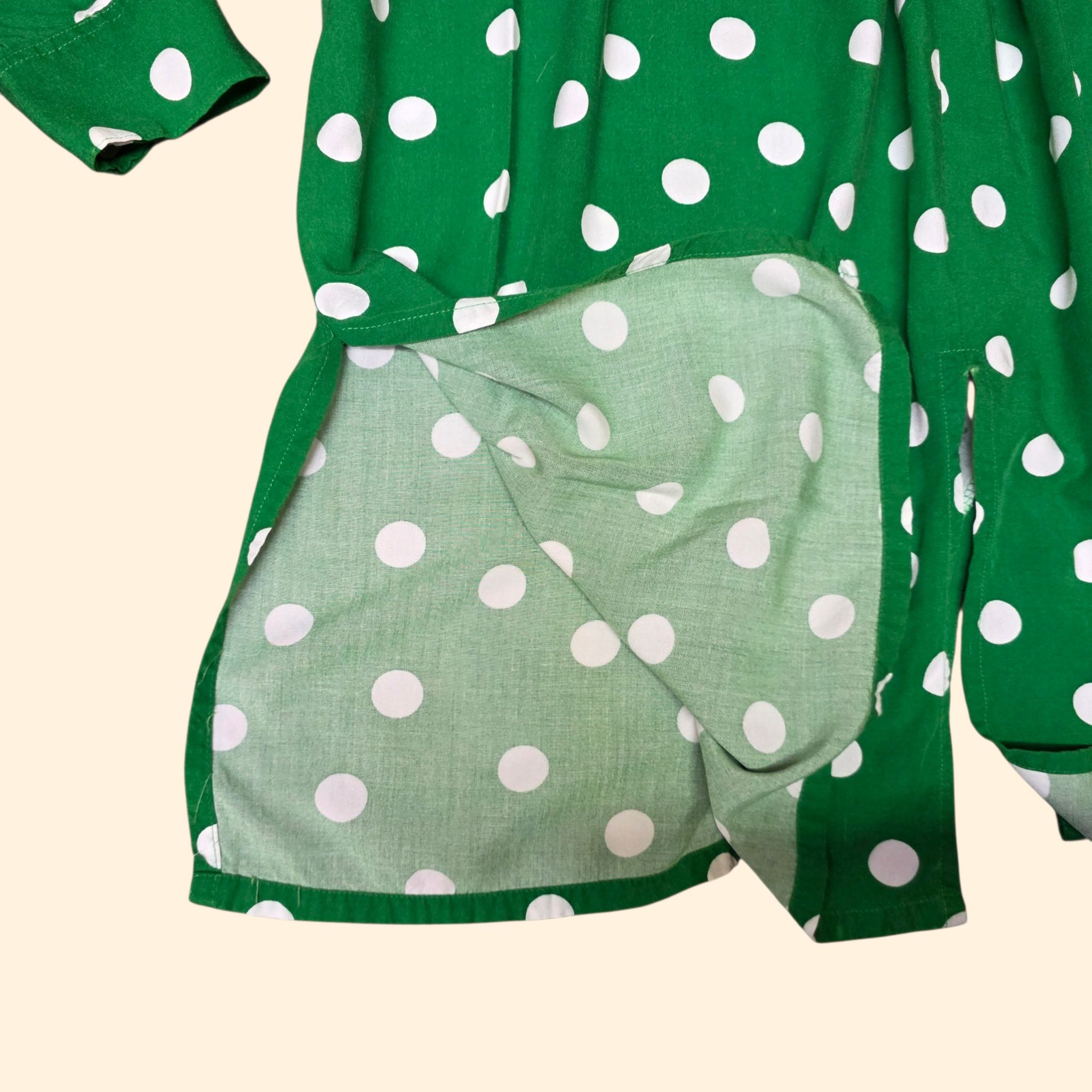 1990s Green and White Polka Dot Oversized Button Down Shirt ~ Extra Large ~ Long Sleeve Carolina Colours