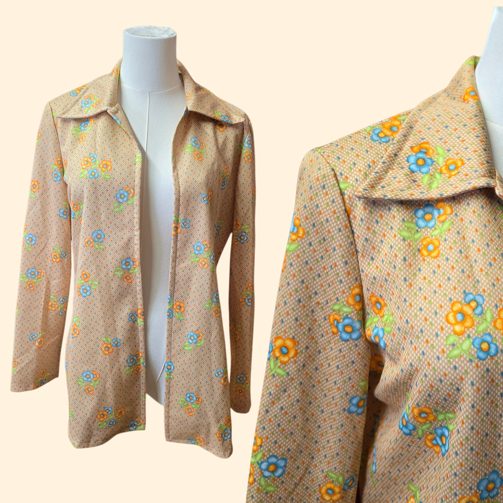 1960s Floral Print Buttonless Dagger Collar Shirt ~ Medium ~ Blazer
