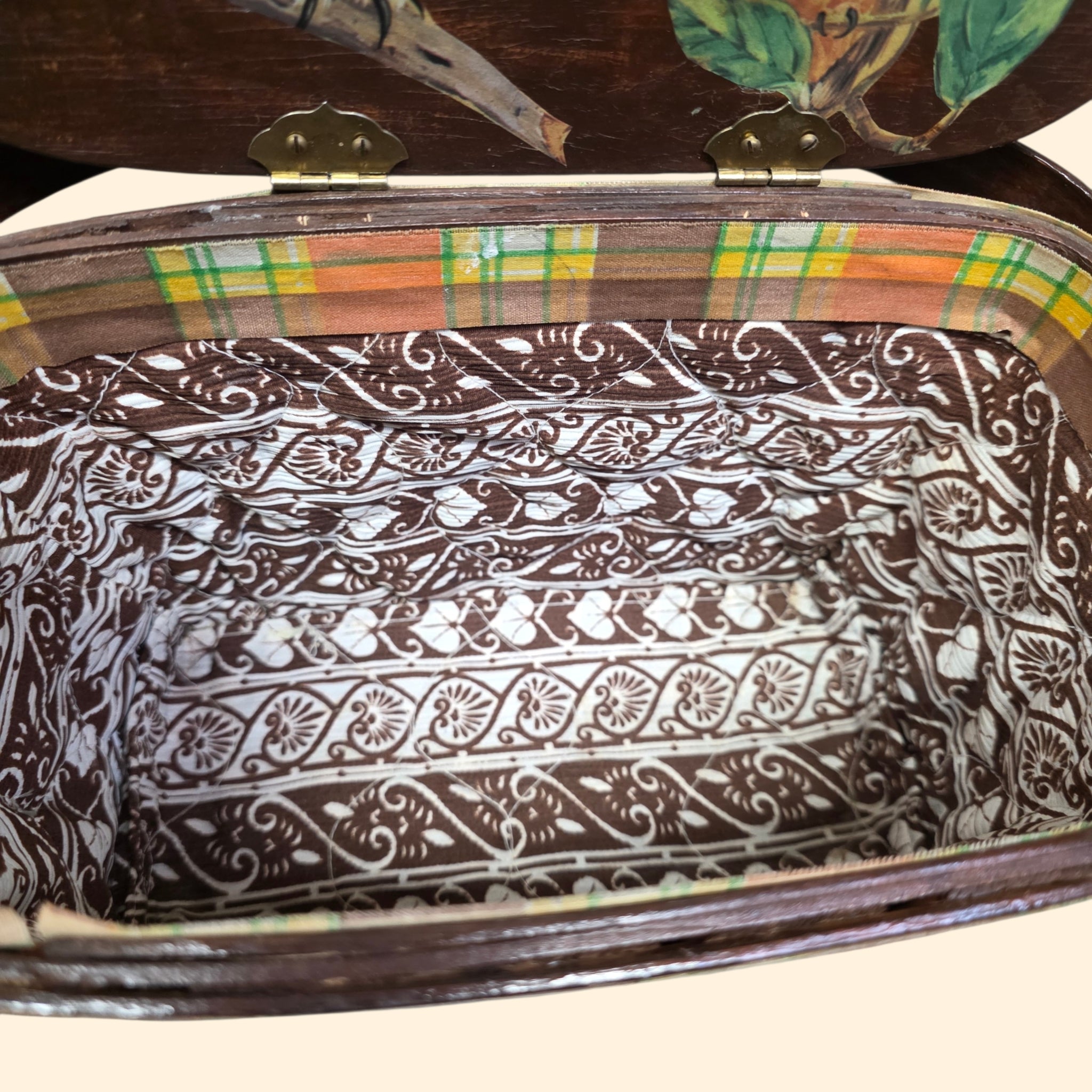 1960s Decoupage Owl Basket Purse