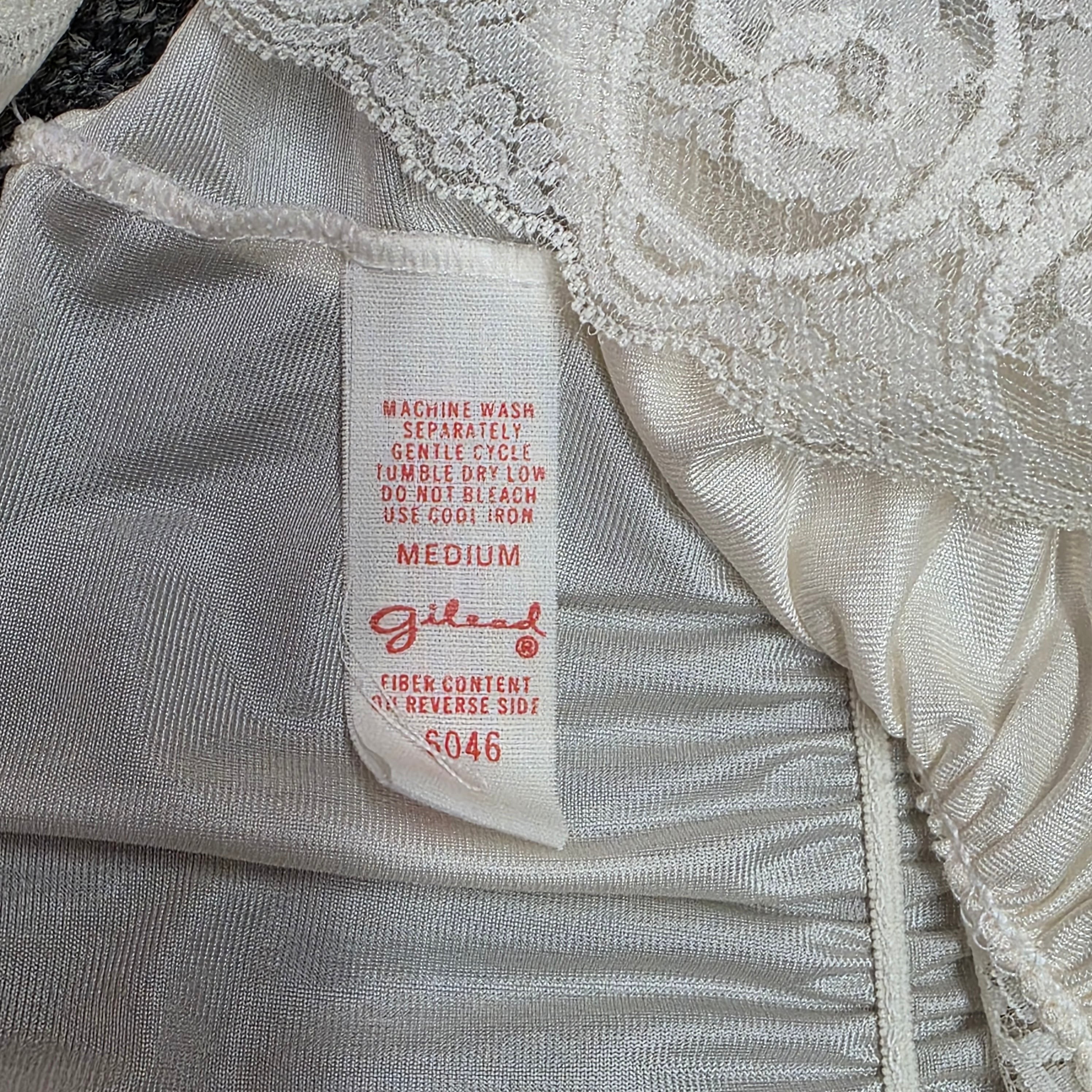 1960s Gilead Ivory Lace Trimmed Peignoir Set ~ Small Medium ~ Bridal Nightgown Robe