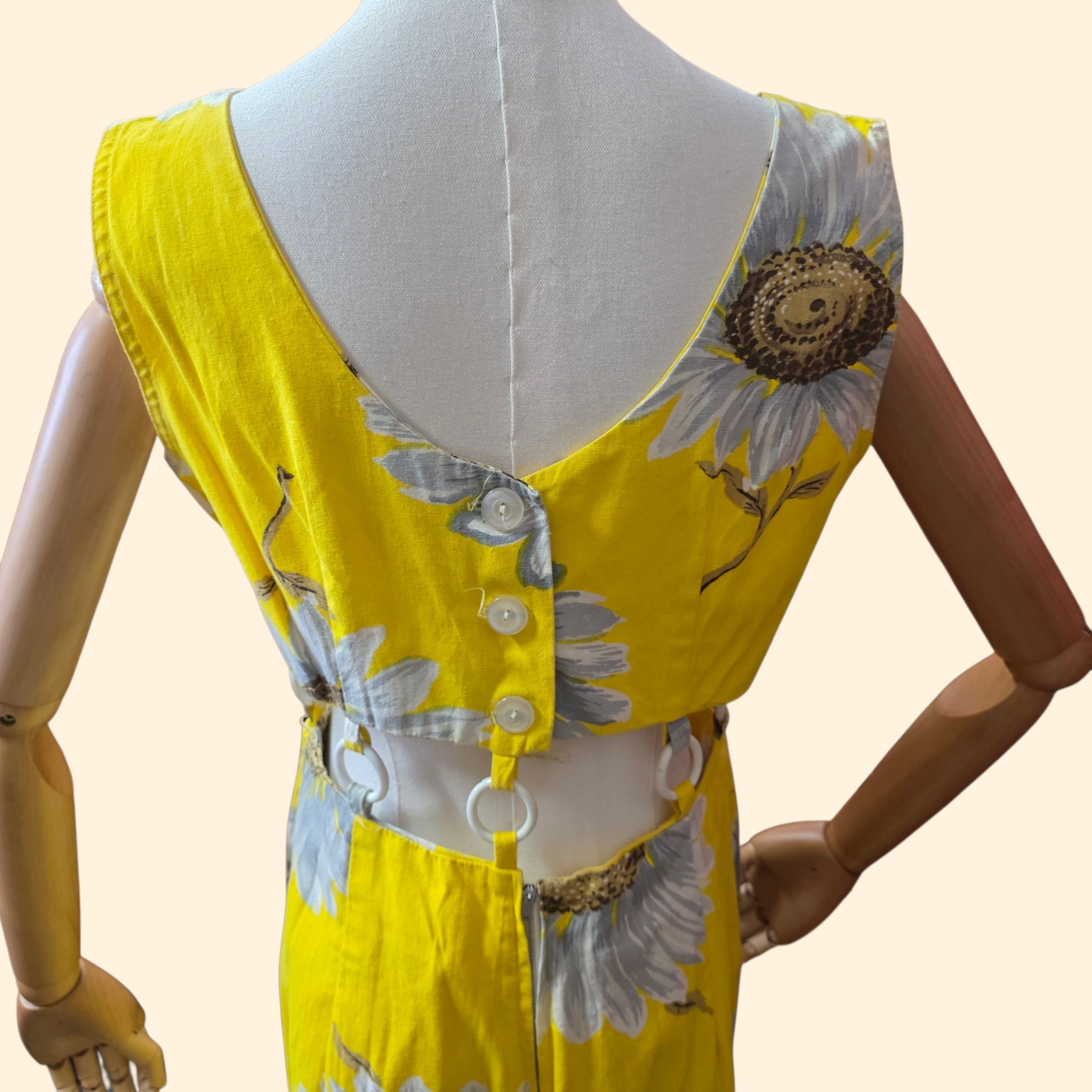 1970s Yellow Daisy Print Palazzo Jumpsuit with Cutout O-Ring Waistline ~ Small