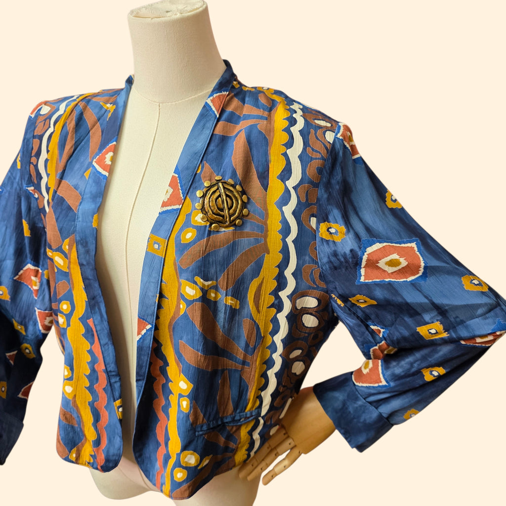 1990s Tribal Print Cropped Buttonless Batik Blazer ~ Medium Large