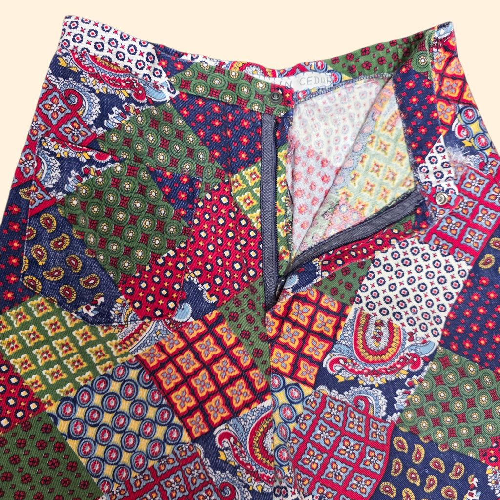 1970s Patchwork Print Wide Leg Pants ~ Junior Petite Extra Small ~ Cropped Capri