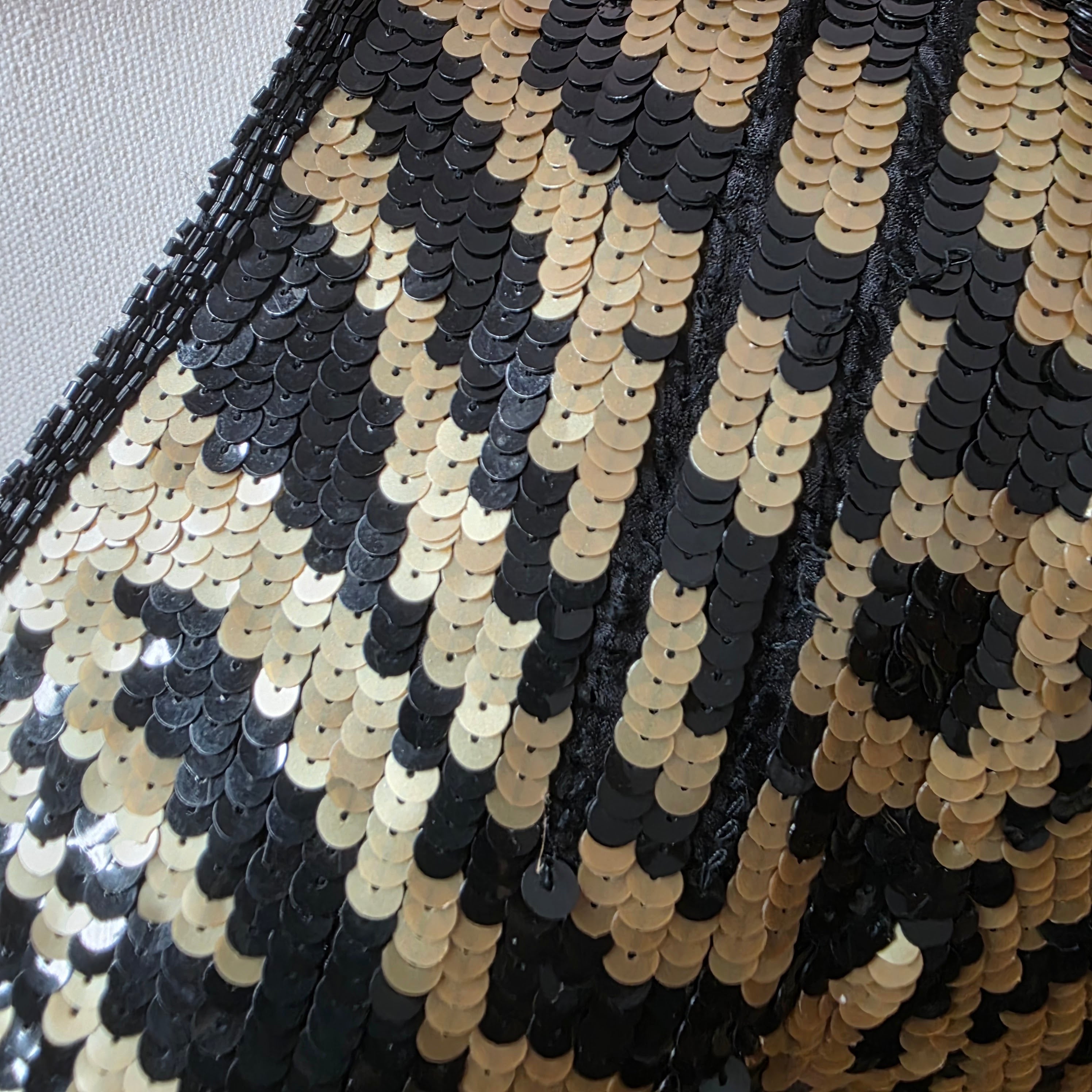 1990s Cache Black Gold Tiger Sequin Short Sleeve Blouse ~ Extra Small / Small