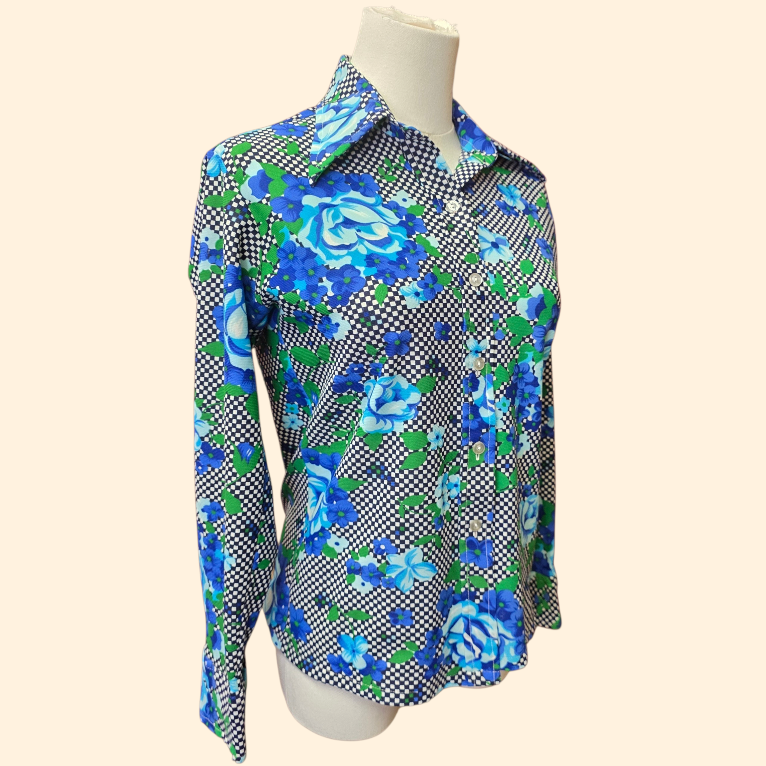1970s Rose and Checker Print Dagger Collar Shirt ~ Medium ~ Blue Navy Green