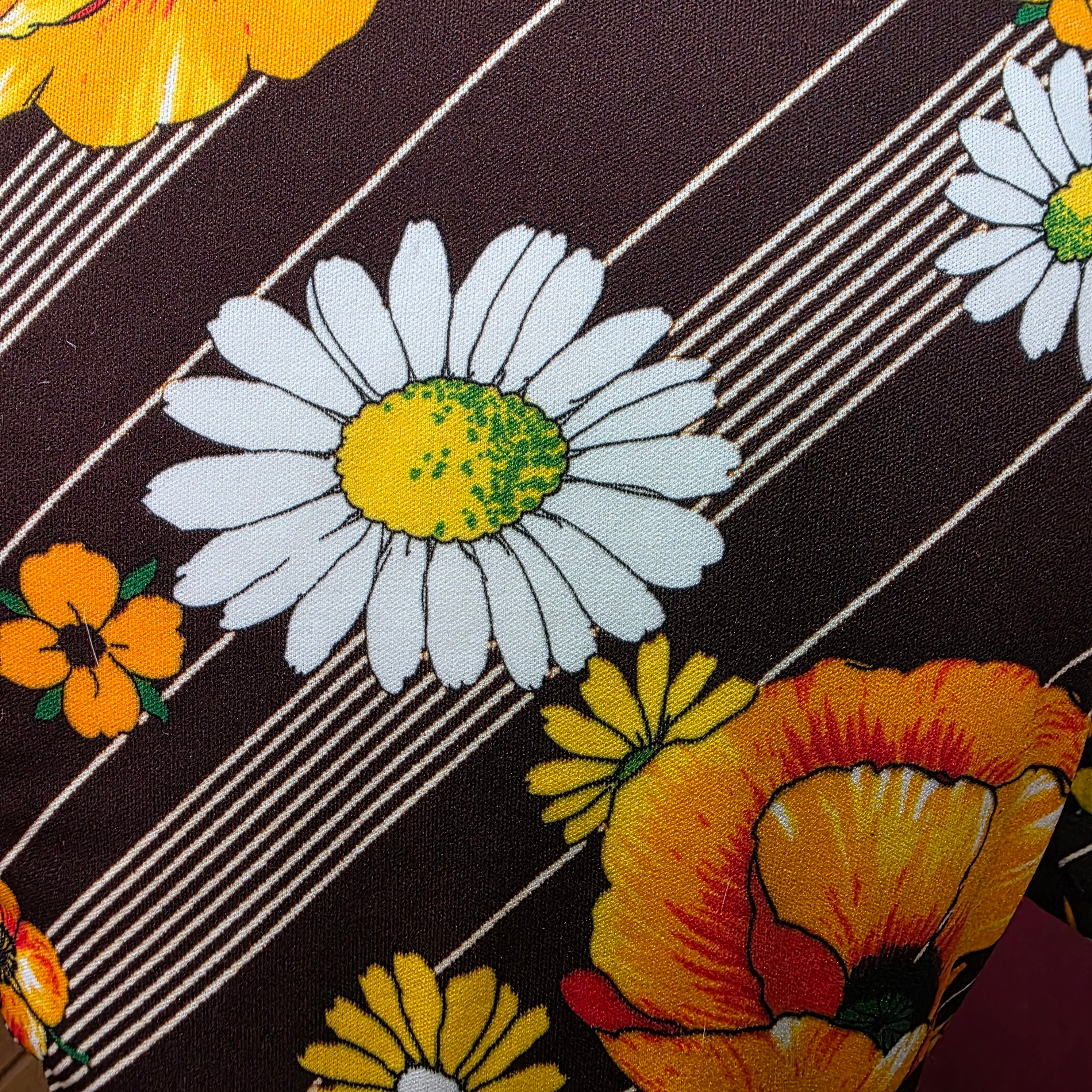 1970s Flower Power Dagger Collar Mini Dress ~ Medium ~ Brown Yellow Orange Floral Daisy Poppy