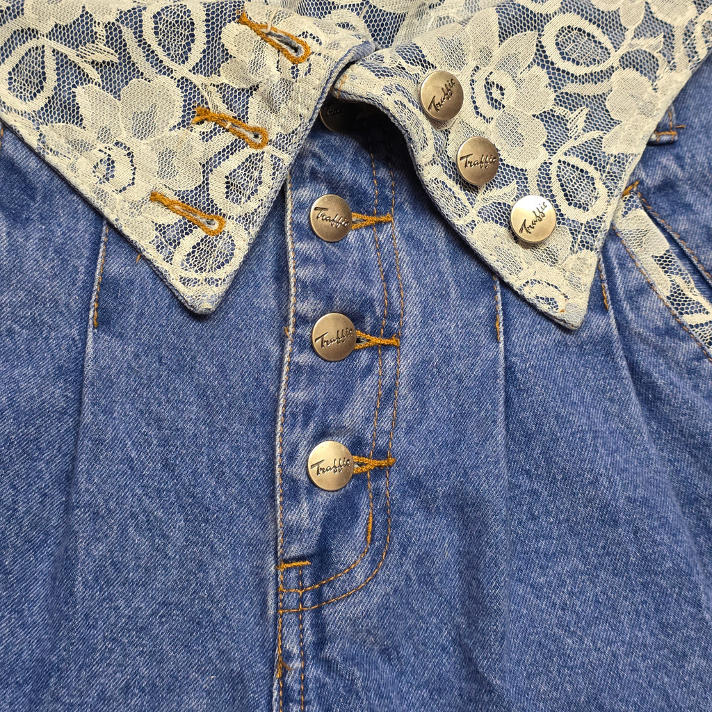 1980s Lace Trim High Rise Jean Shorts ~ Small Pleated Button Fly